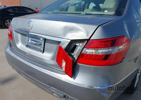 2011 Mercedes-Benz E 350 из США, поврежденный, VIN WDDHF5GB8BA327514